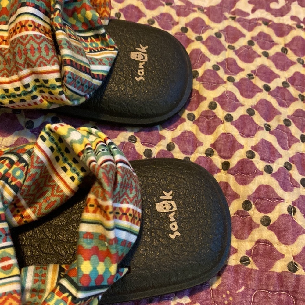 Sanuk yoga cloth slides in like new condition size 8 - Picture 3 of 6